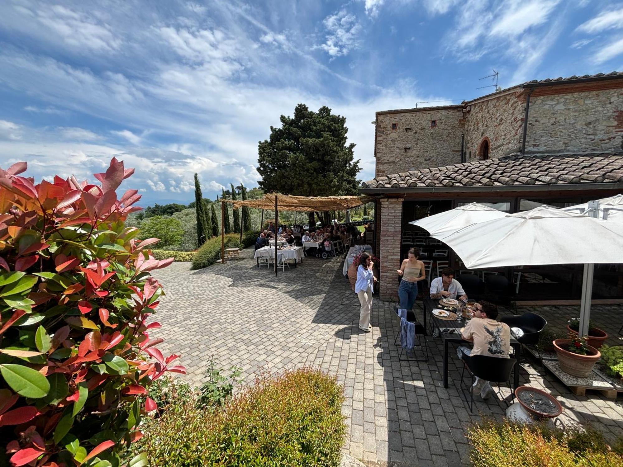Agriturismo Sottotono Карминьяно Экстерьер фото