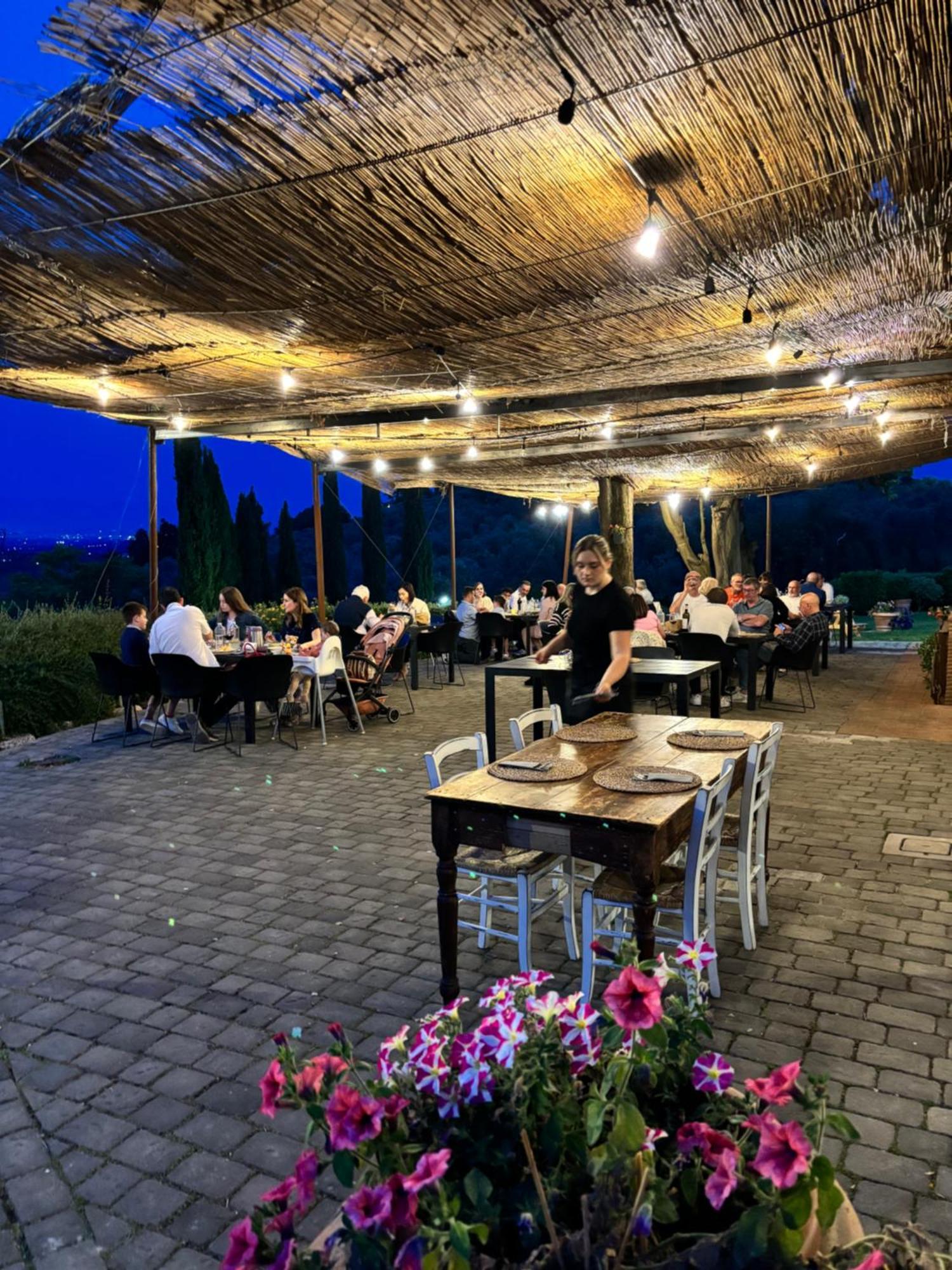 Agriturismo Sottotono Карминьяно Экстерьер фото